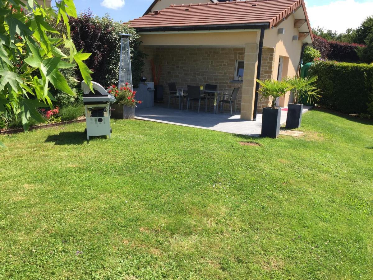 Studio A La Campagne & Jacuzzi Montcornet  エクステリア 写真